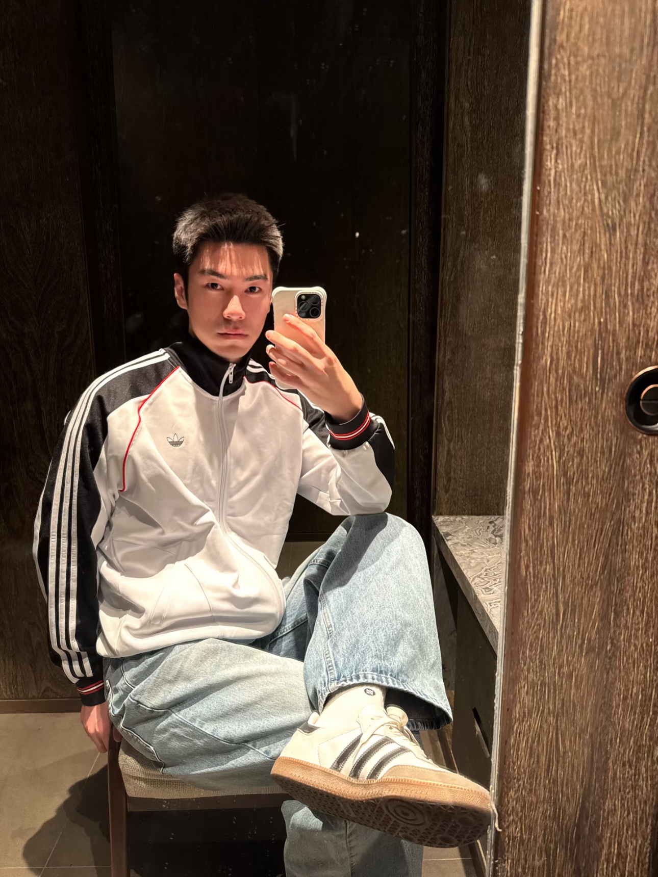 被问爆的复古运动风穿搭