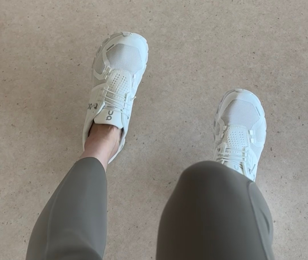 On昂跑cloud5天然白又仙又舒服
