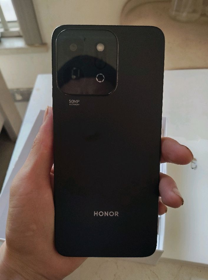 堪称备用机“神器”,12GB+256GB跌至993元,顶配版也沦为百元机