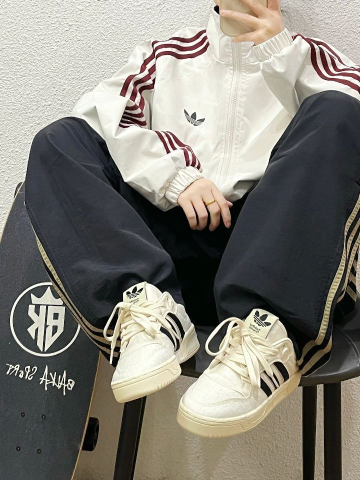 不吹不黑！这双阿迪三叶草小白鞋直接美到心巴上💘