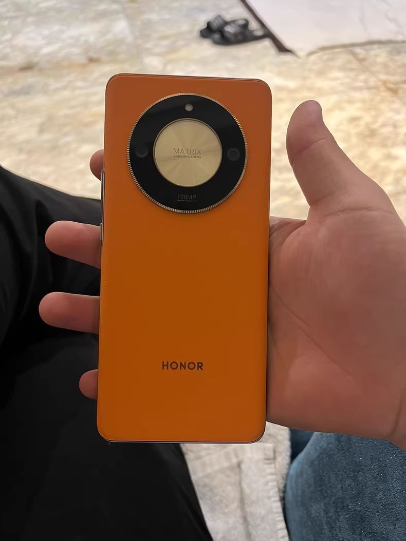 10个月热销1000万台，256GB+5800mAh，如今跌至969元沦为百元机