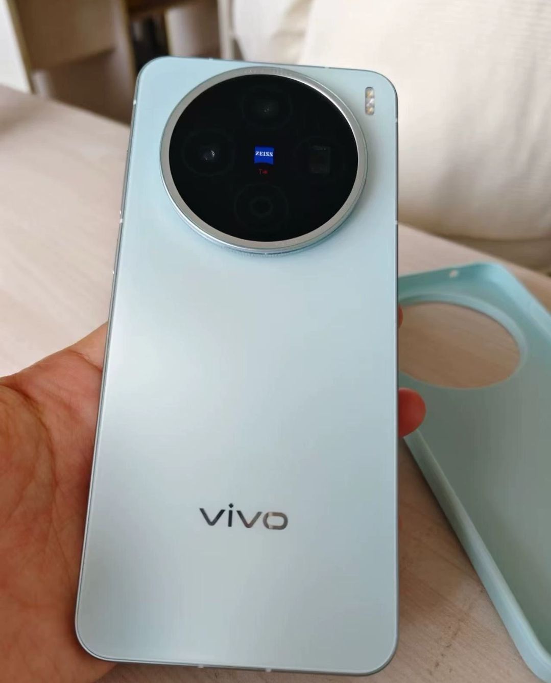 vivo x200s、真我GT 7、一加Ace 5 Pro横评,谁是省心主力机?