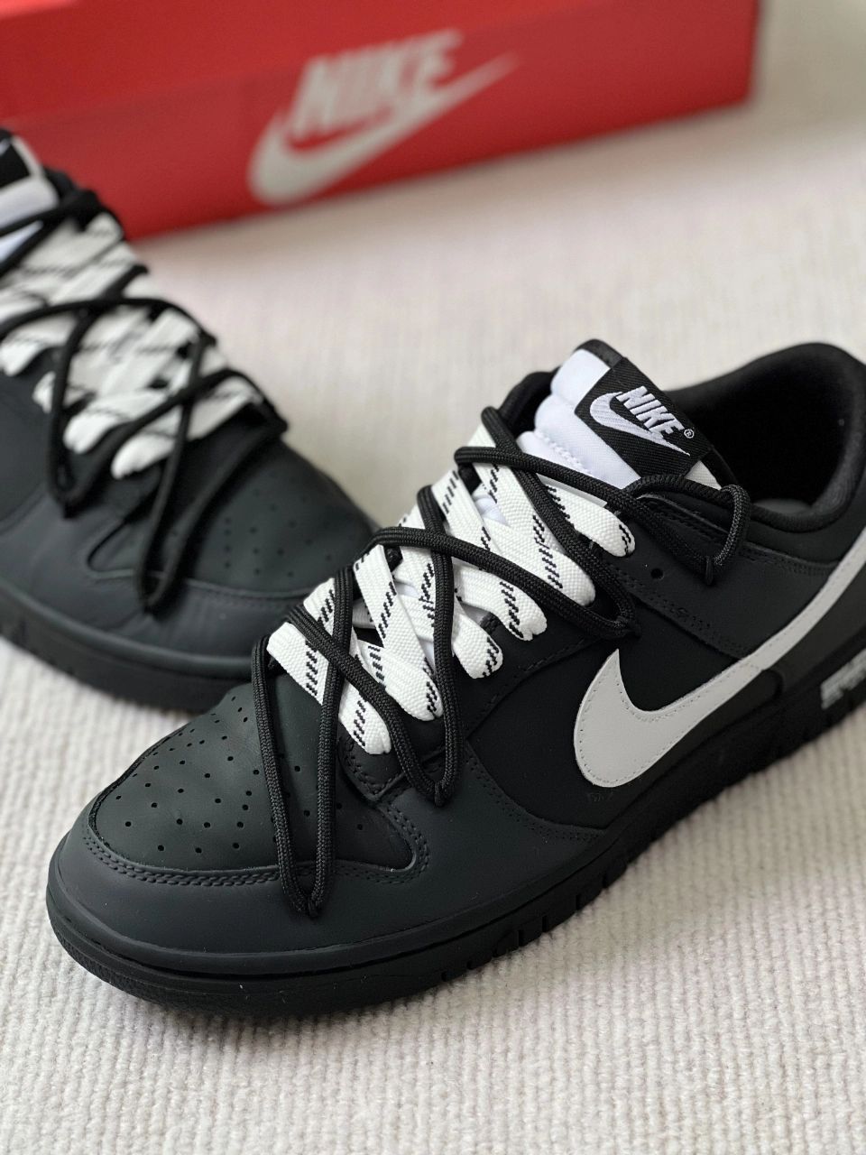 简约低奢毒液元素|低帮DUNK板鞋这款Nike dunk熊猫低帮板鞋还不错噢