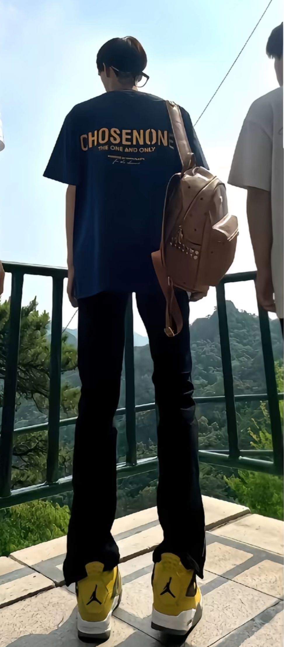 ✔推荐理由：好搭配，百搭款式
✔穿搭风格