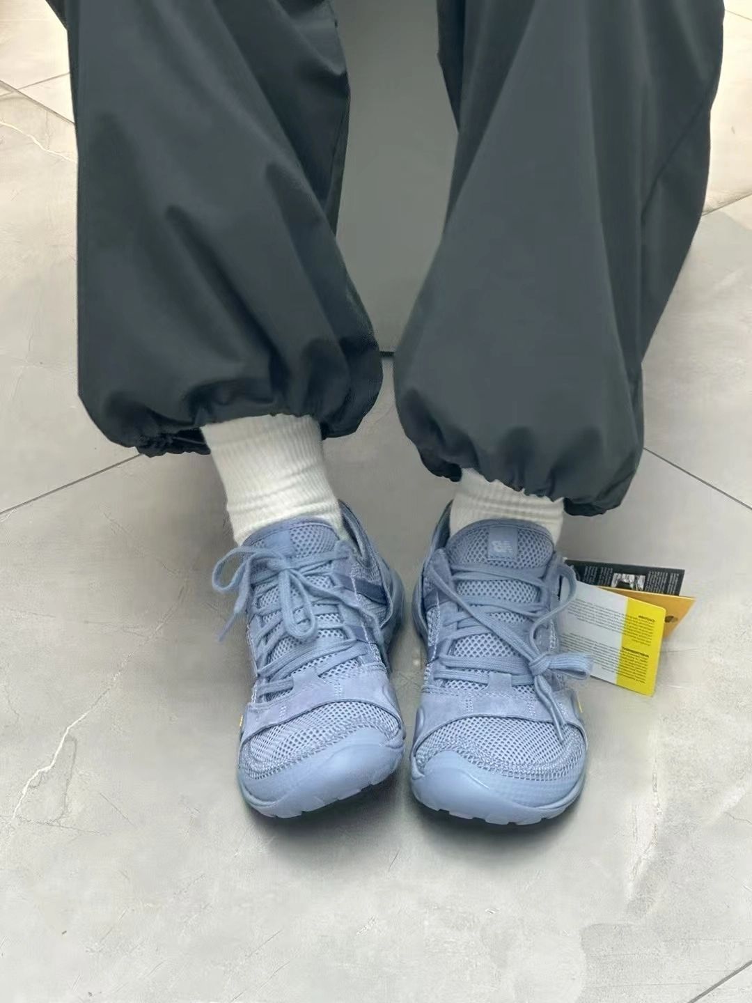 轻便的像踩空气