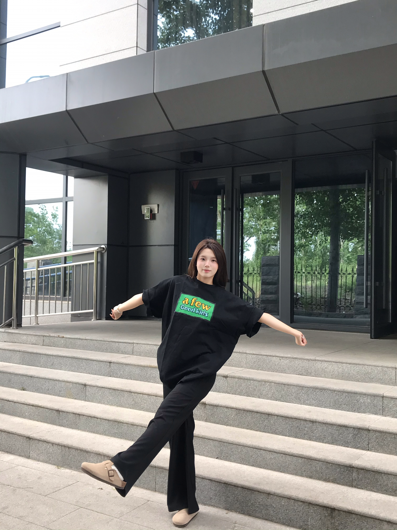 165|98 女大学生今天穿AFGK!!