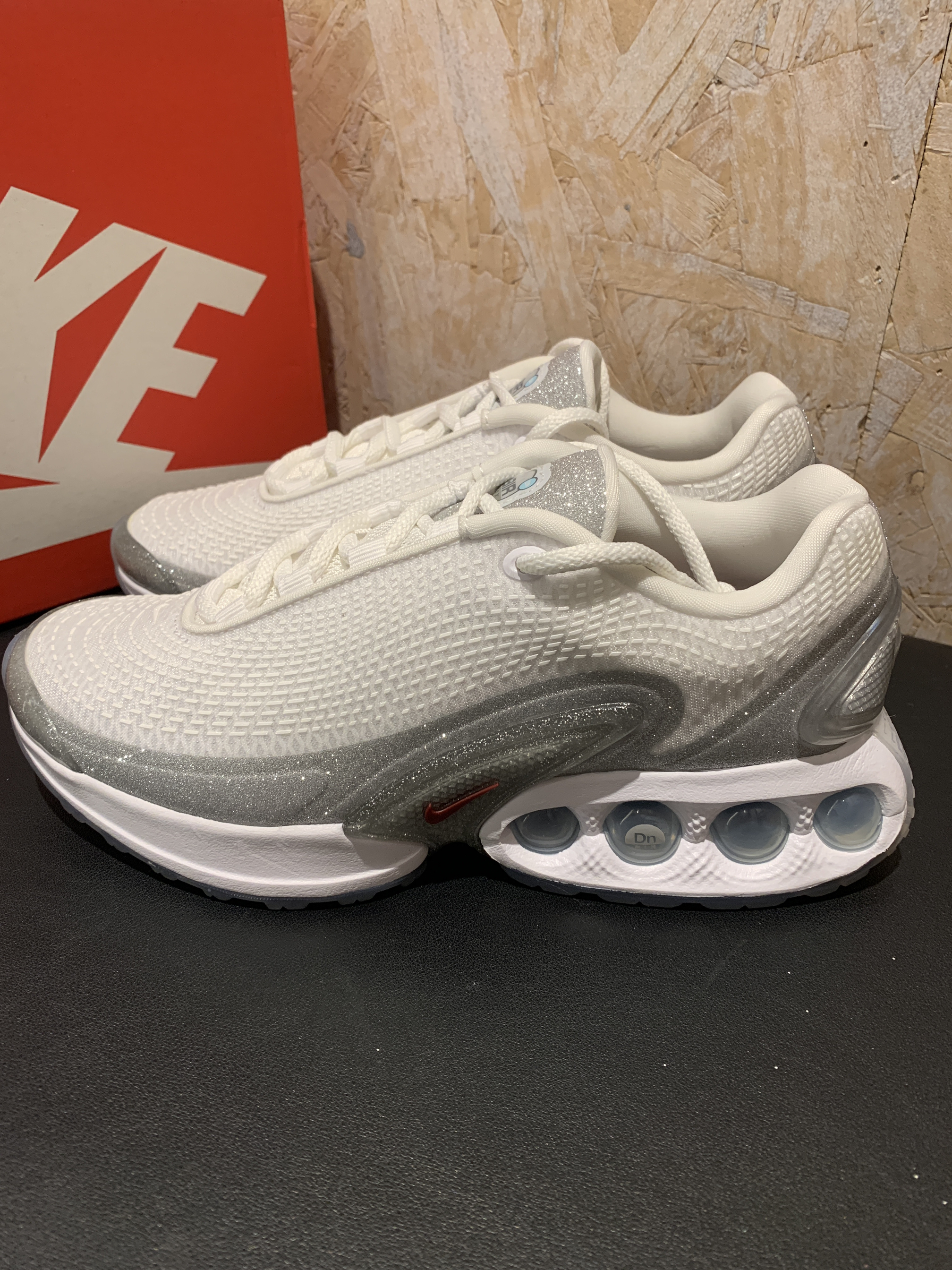 ✨Nike Air Max Dn "Team Red"✨