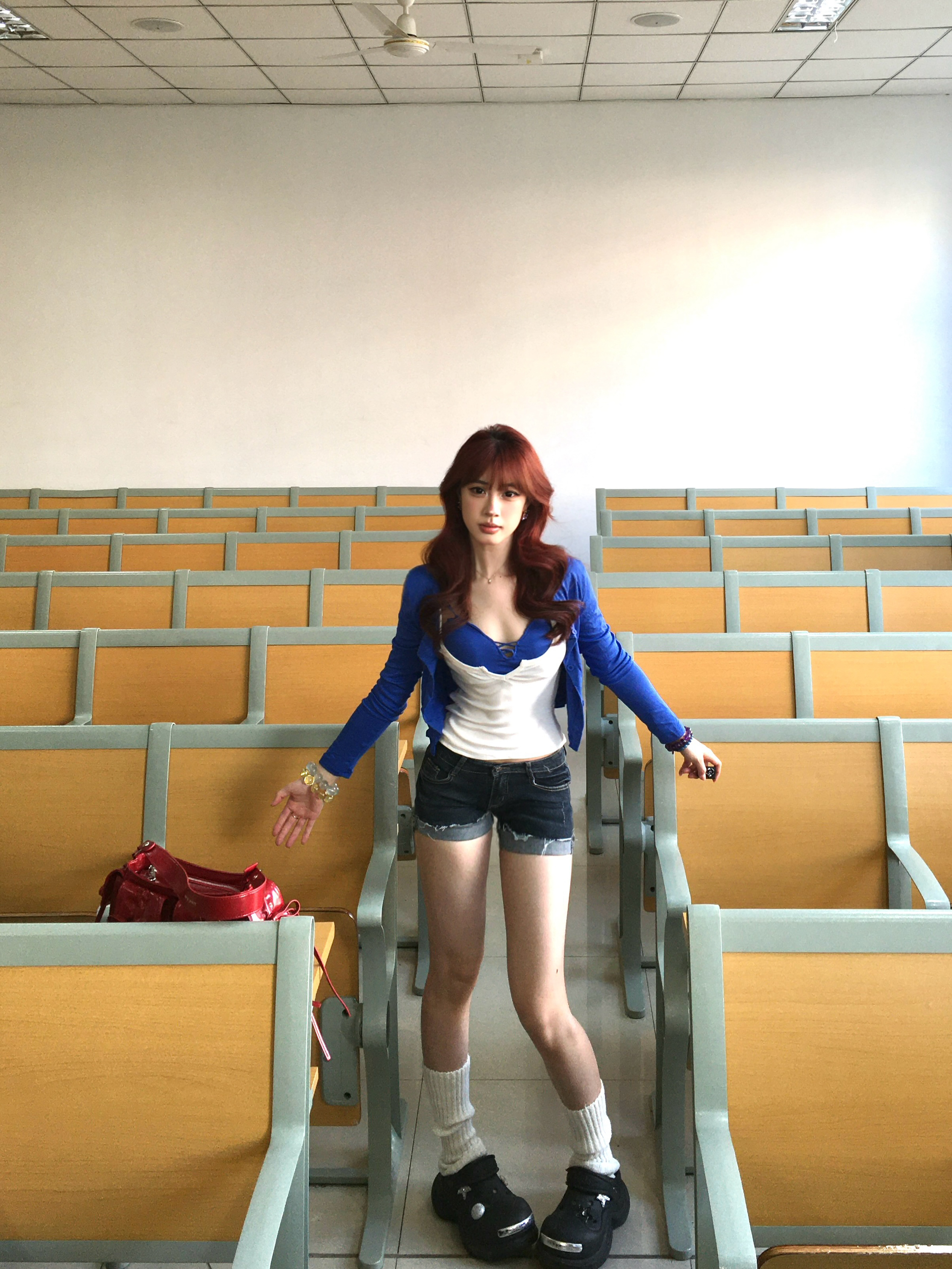 09 女高🎒.