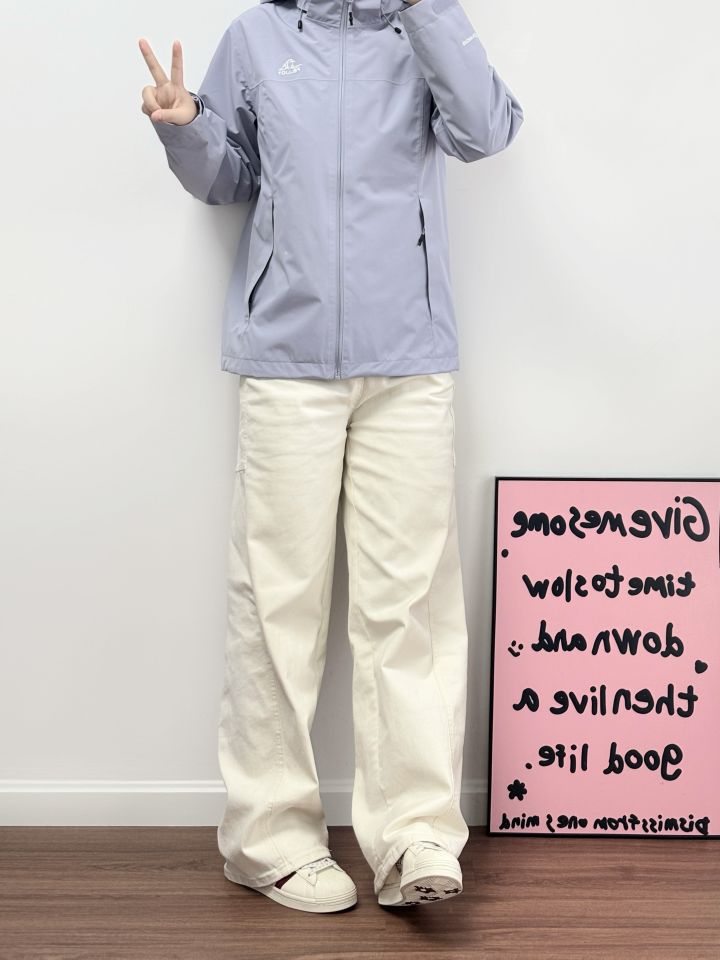 一套开启春日出游💜紫色冲锋衣好显白～介个