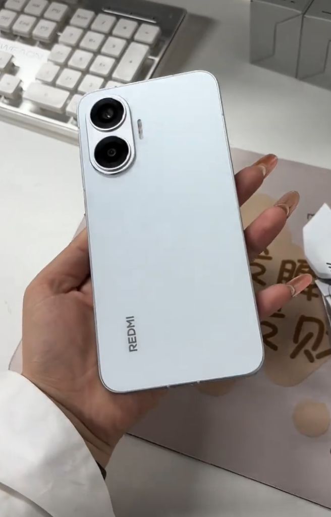 红米太猛了！12GB+256GB降到1537元，6550mAh+90W快充