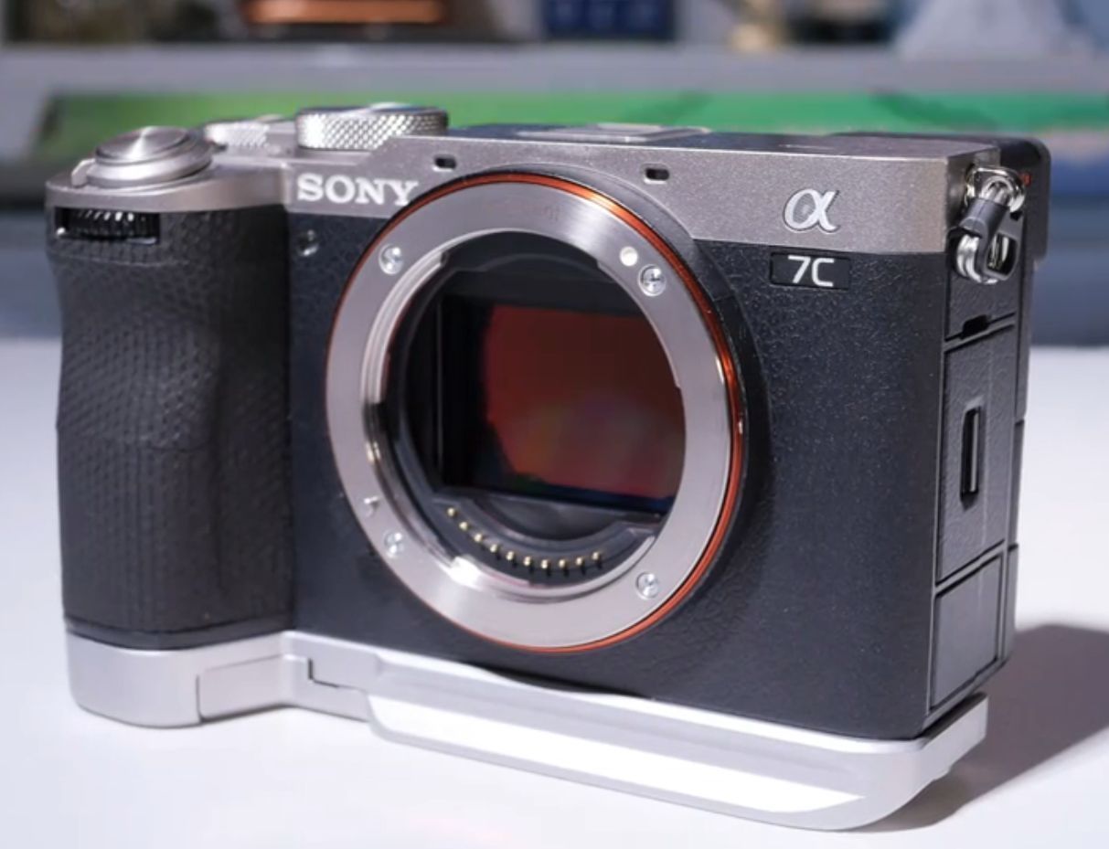 📸索尼A7C II：重新定义‘全能小钢炮’！