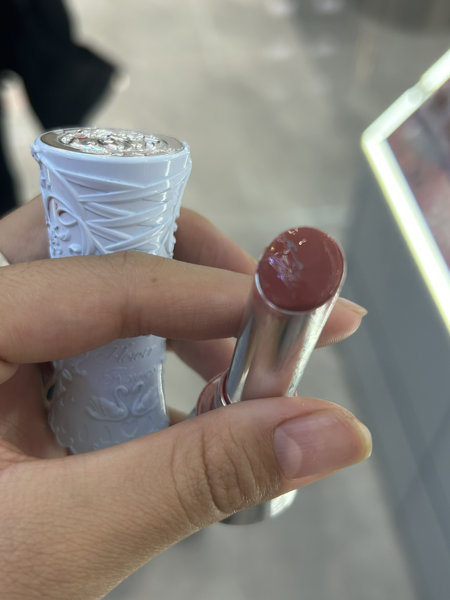 救命！这支花知晓芭蕾口红B05美到失语💄