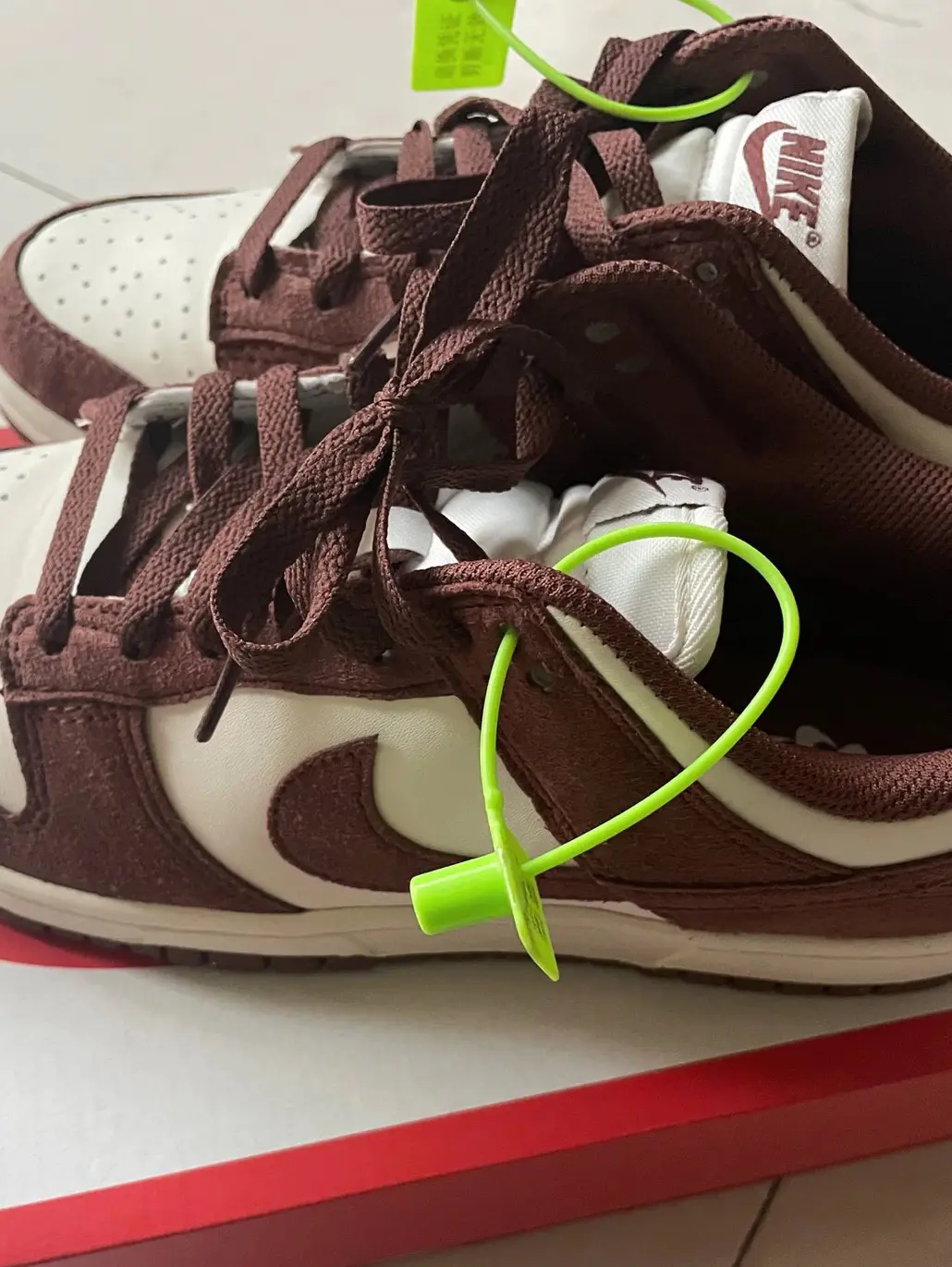 被追问无数次的板鞋!Nike Dunk Low白褐色太绝