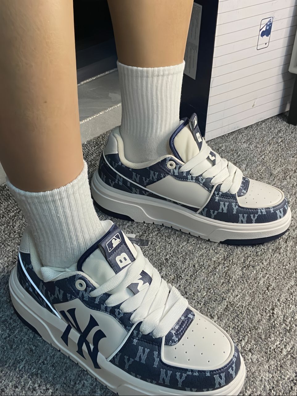 😍谁懂啊!这双MLB板鞋真的爱惨了!