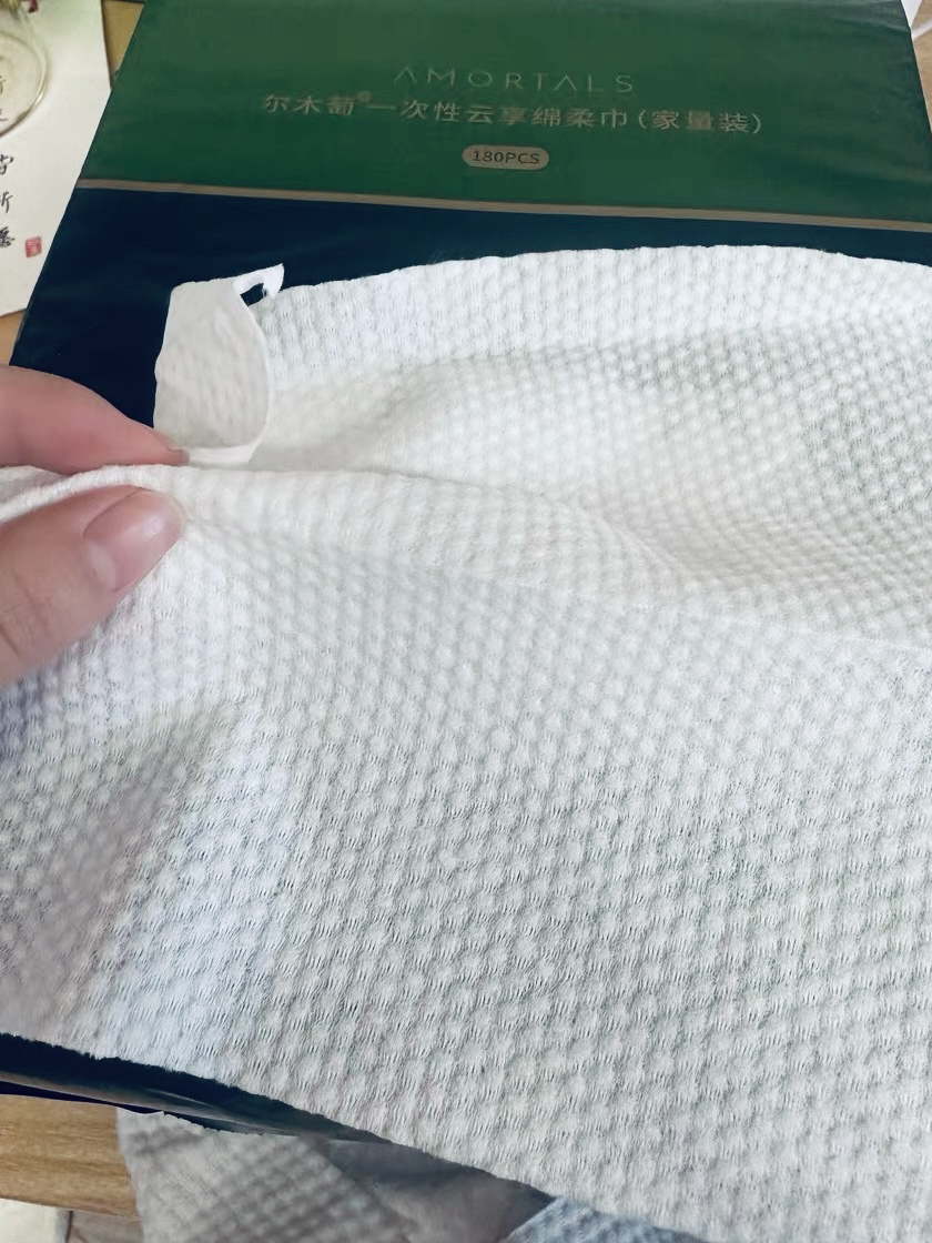 拆开180片会呼吸的云朵！我的化妆棉全扔了，这包挂在浴室的宝藏让皮肤嫩到报警！