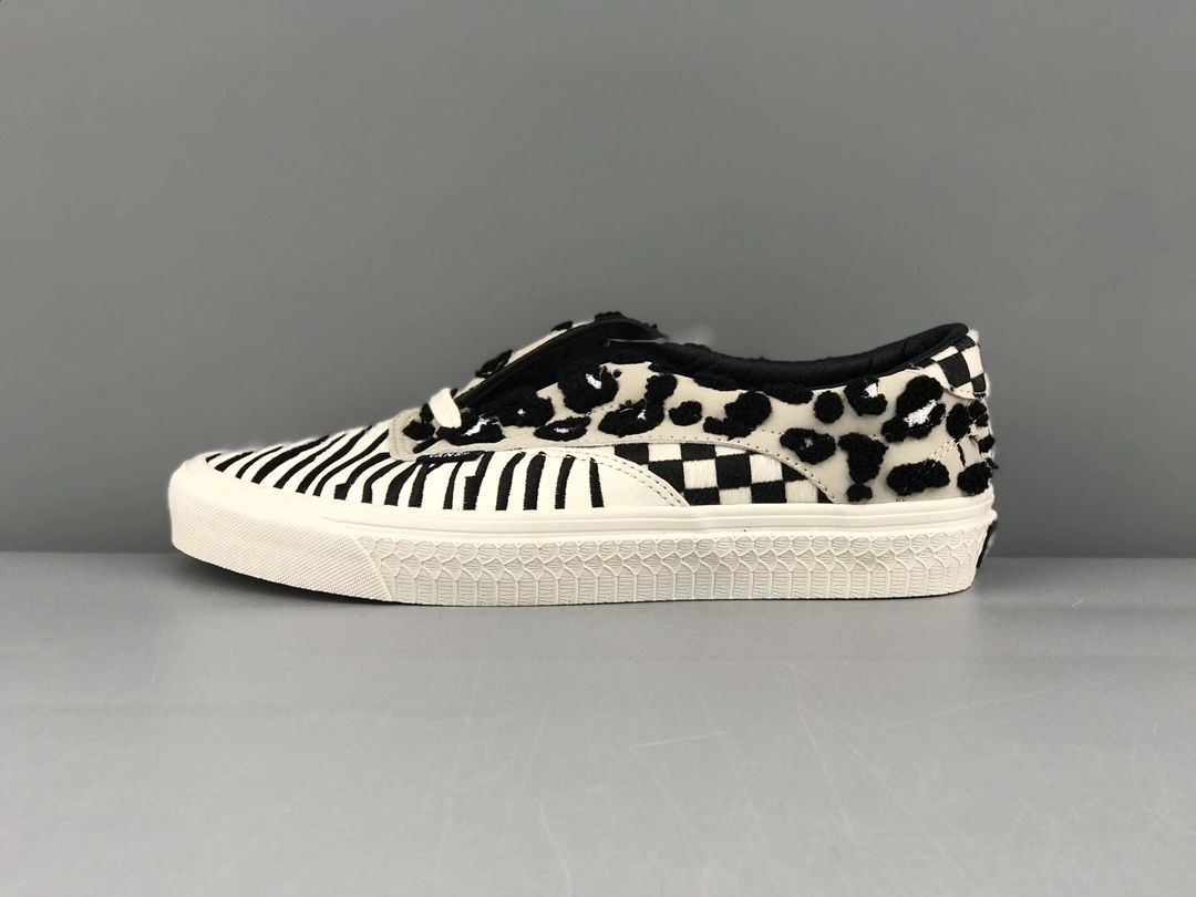 👟挖到宝了！这双Vans复古板鞋让我抛弃了所有凉鞋…搭裙子绝了！