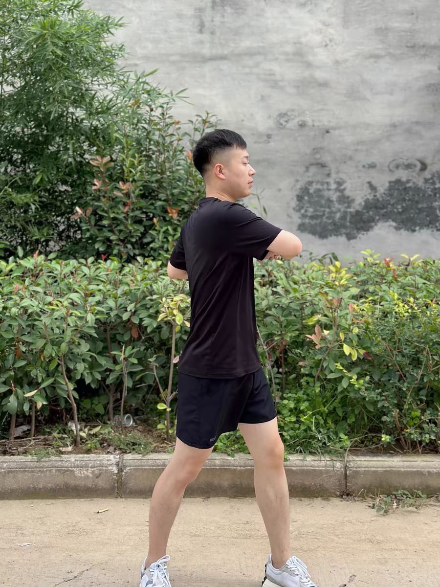 夏季运动就穿这条迪卡侬