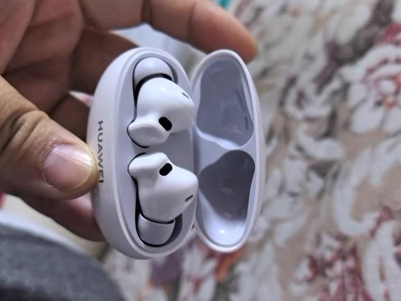 华为FreeBuds 6i体验：降噪小钢炮，值不值得入手？