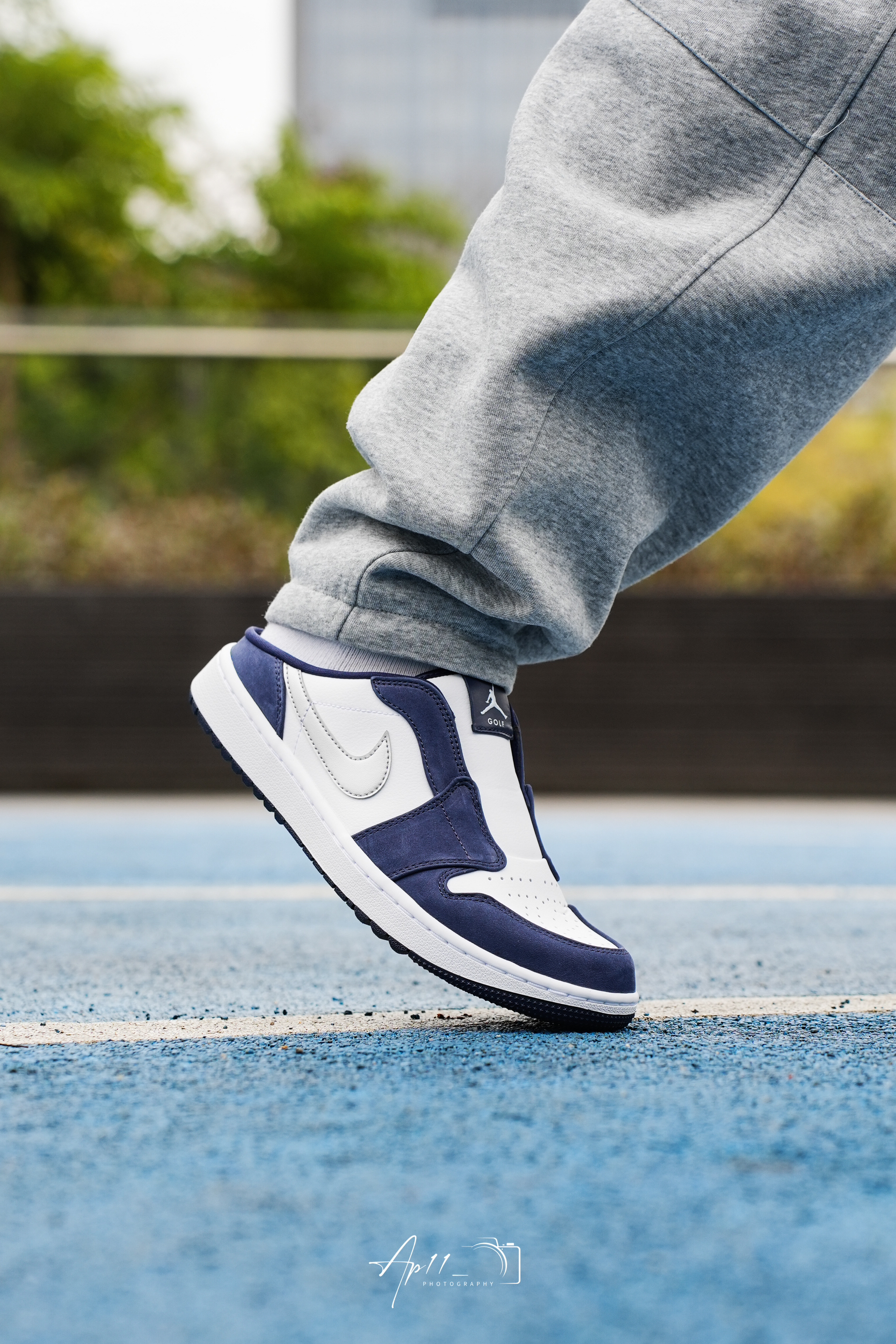 看得出我穿的是拖鞋吗？！Air Jordan 1 Low！