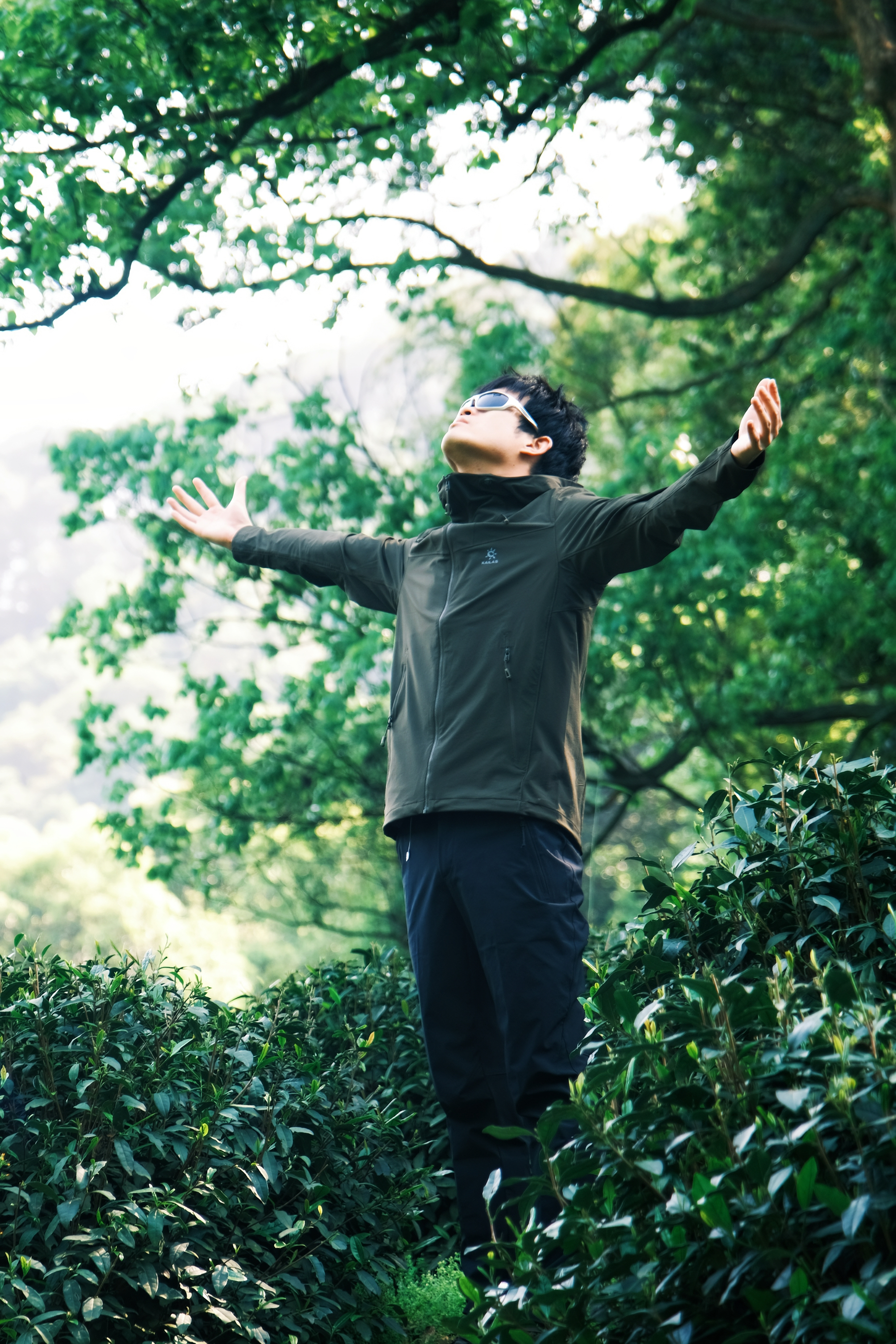 森系男友风穿搭公式｜山野徒步&城市出街都能封神的轻户外look