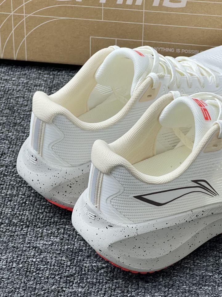 哇😍，终于挖到了一双颜值跑步鞋👟啦❗️
