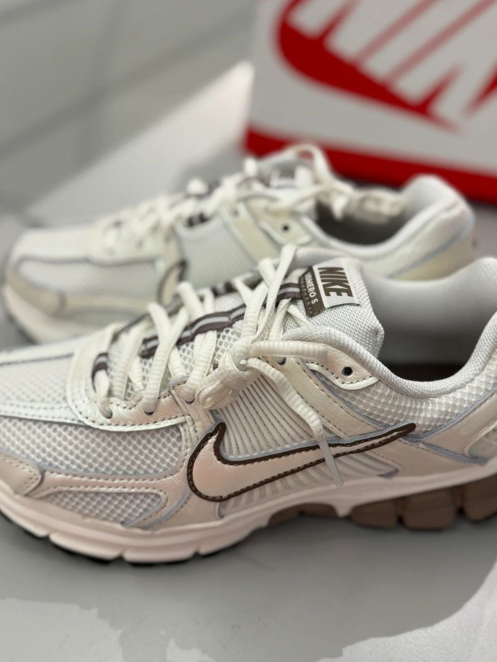 Nike被吹爆的复古鞋款 Nike Zoom Vomero 5