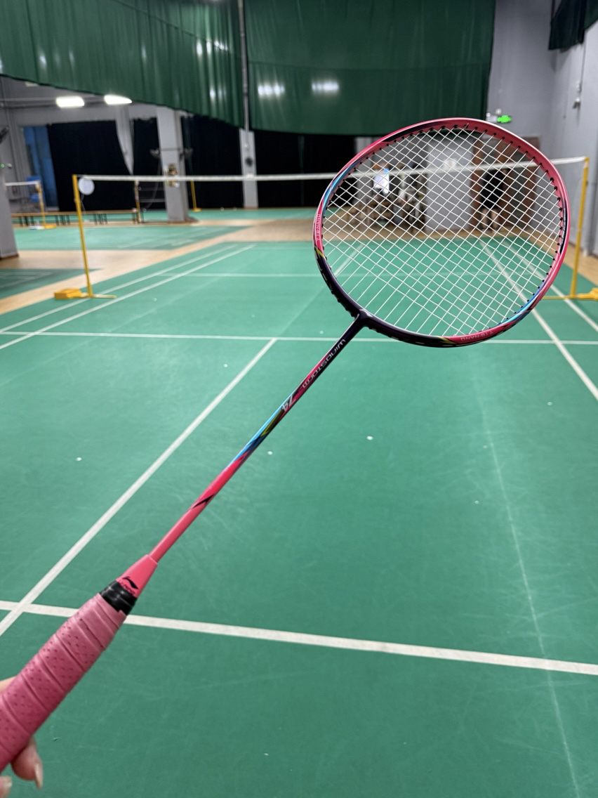 🎾家人们！这拍子是装了弹簧吧！
