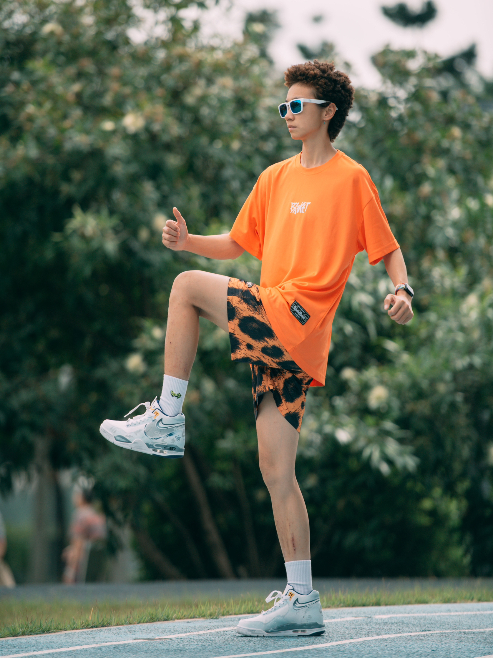 👟💙「蓝雾心动」520穿搭密码｜复古球鞋演绎夏日浪漫👫✨