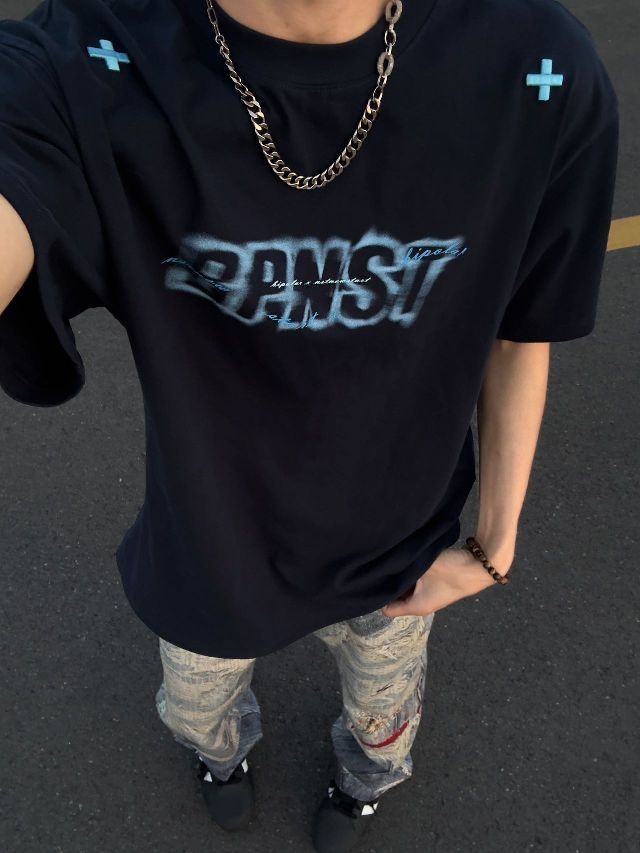酷黑的短袖真的绝了🫵