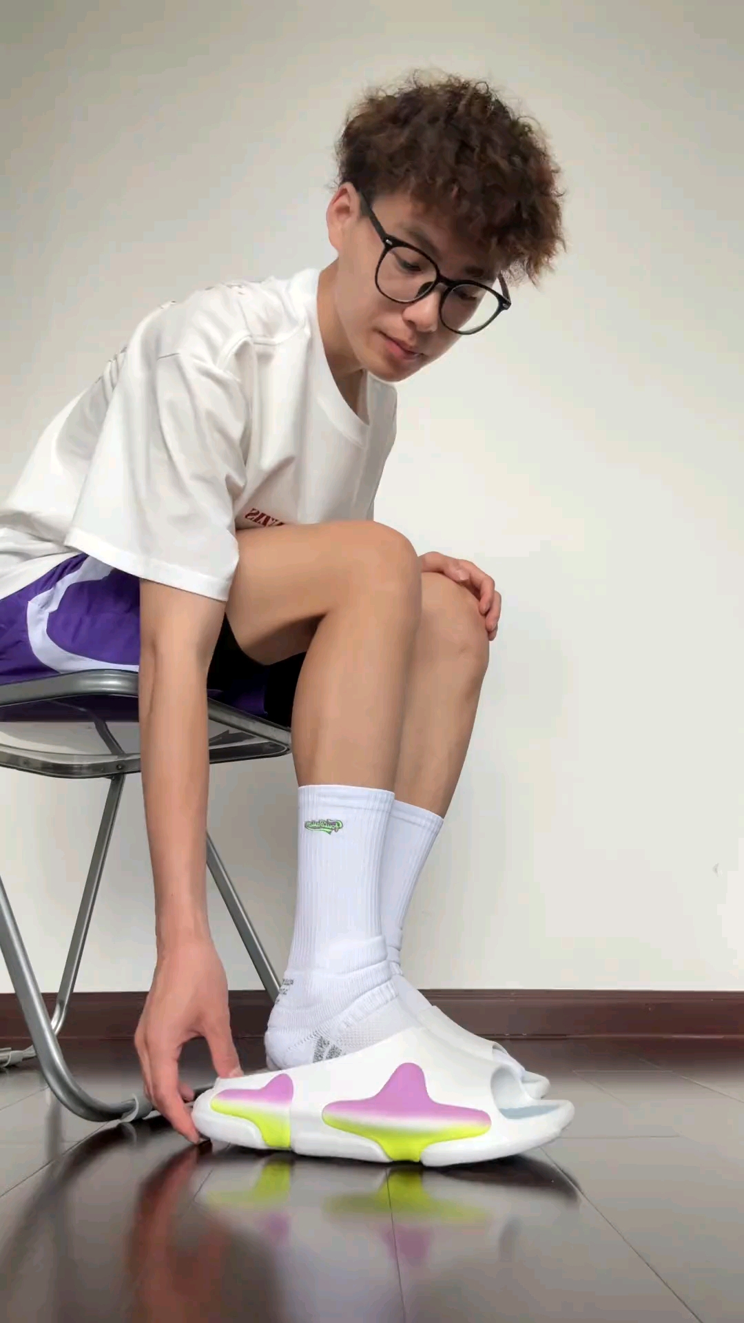 找到一双很适合夏日的拖鞋
