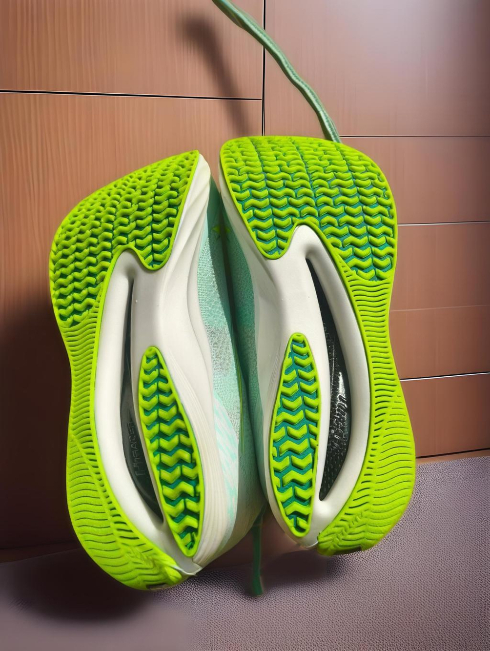 颜值与性能并存✨这双宝藏跑鞋谁懂啊