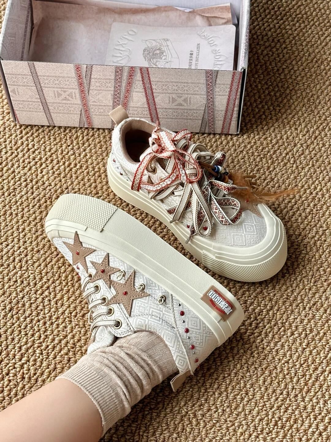 入手一双平价宝藏鞋子❗️还是和唐探的联名款🥳