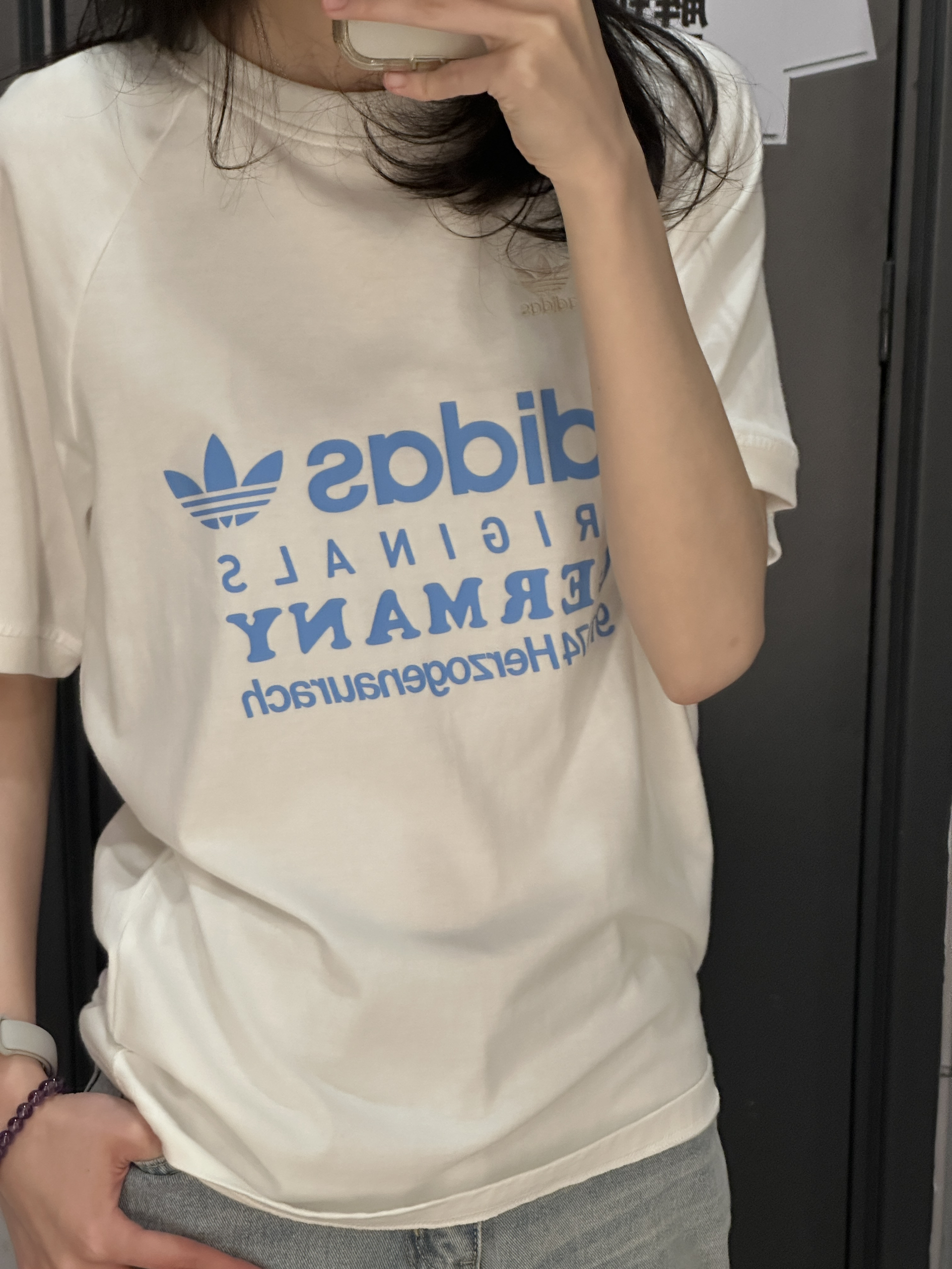 又是一件好穿的短袖！