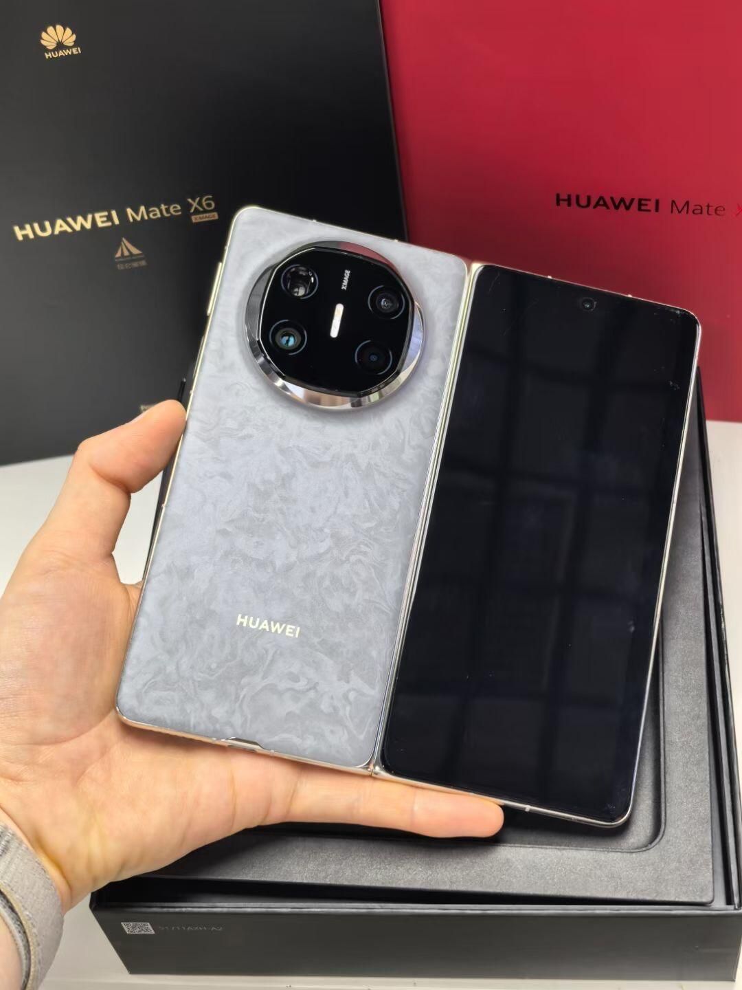 华为Mate X6折叠屏体验：展开的每一天都是惊喜！📱✨