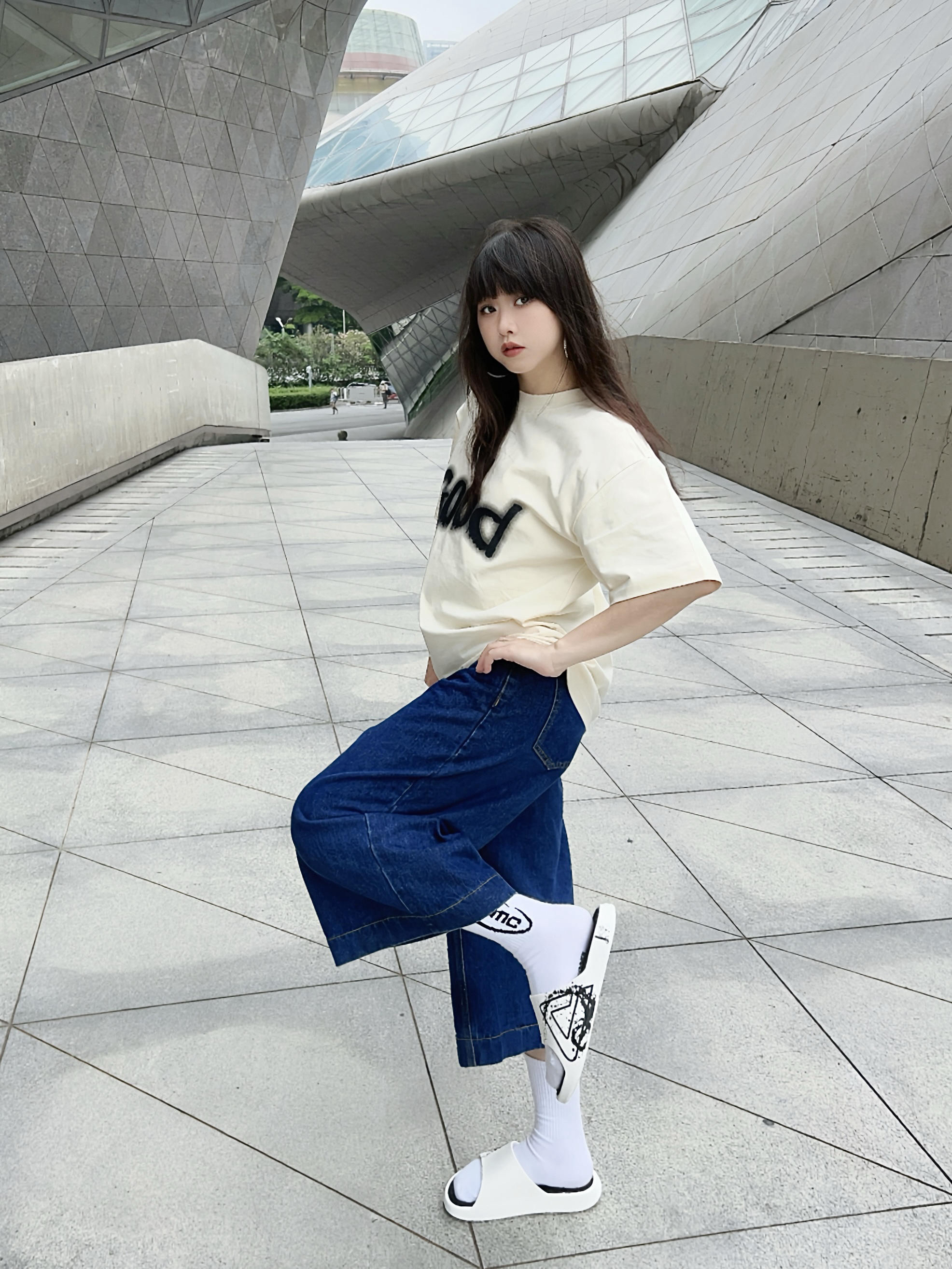 好晴朗的夏日穿搭🎧🥡舒服又有慵懒感！