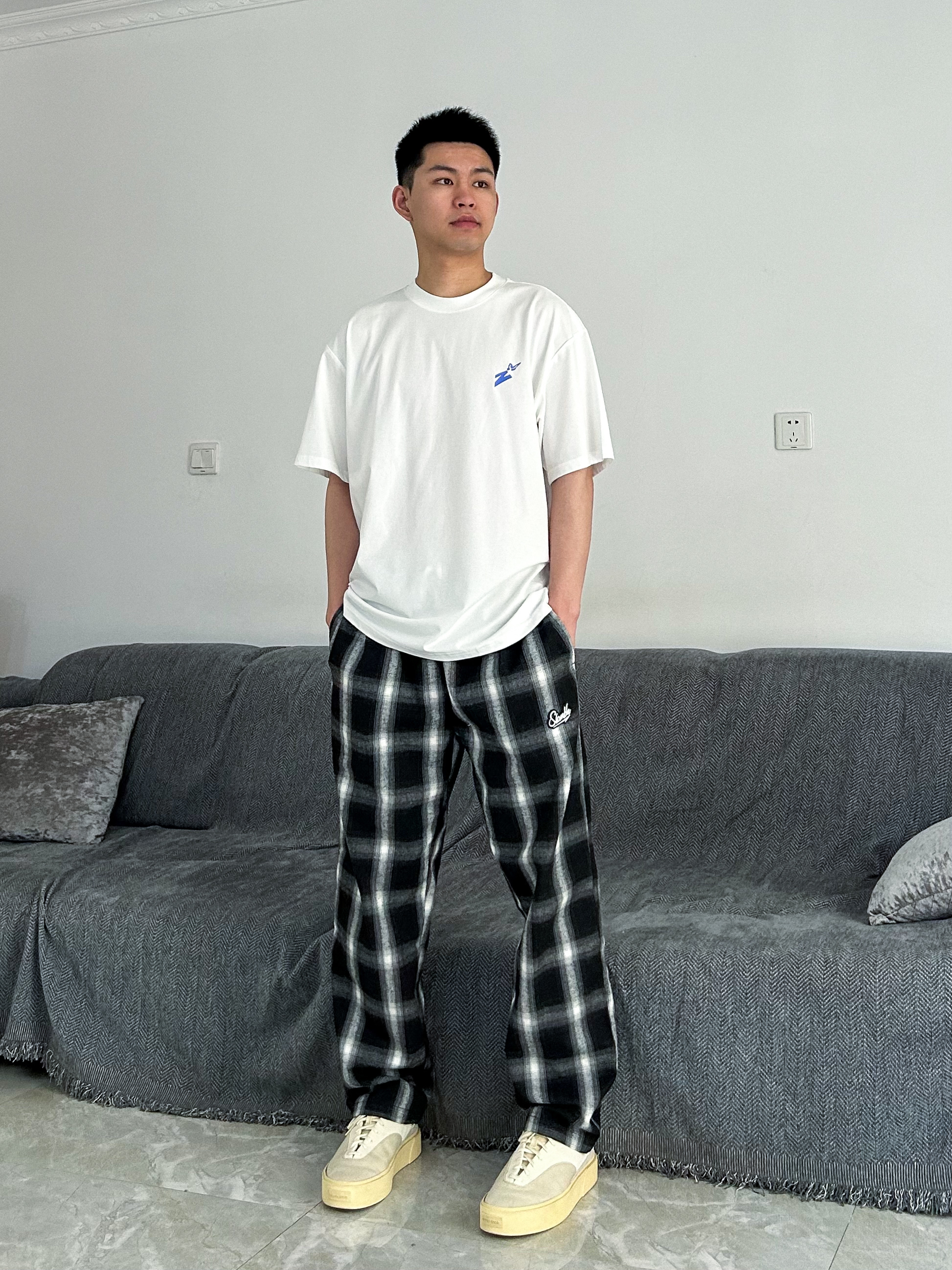 夏日男孩干净就很帅