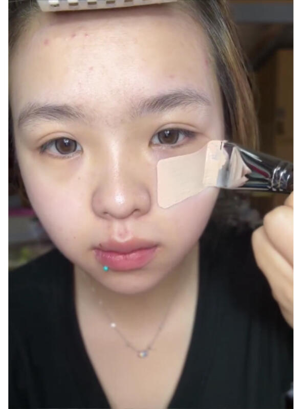 每次上粉底液都爽死了！