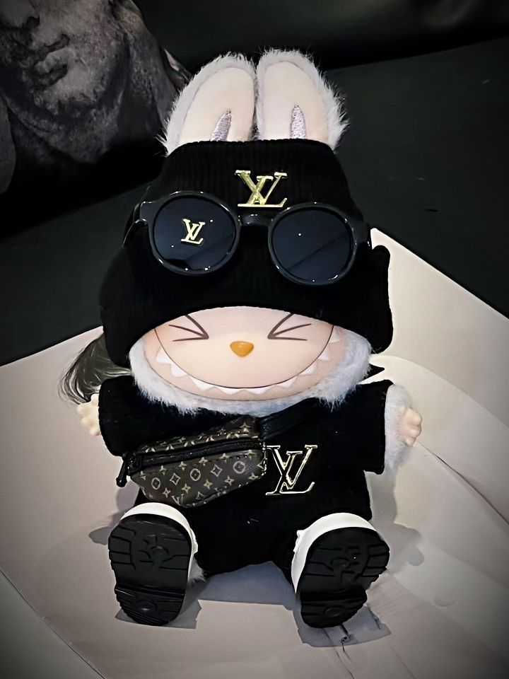 换上小衣服你也有酷酷的那一面感觉衣服真是