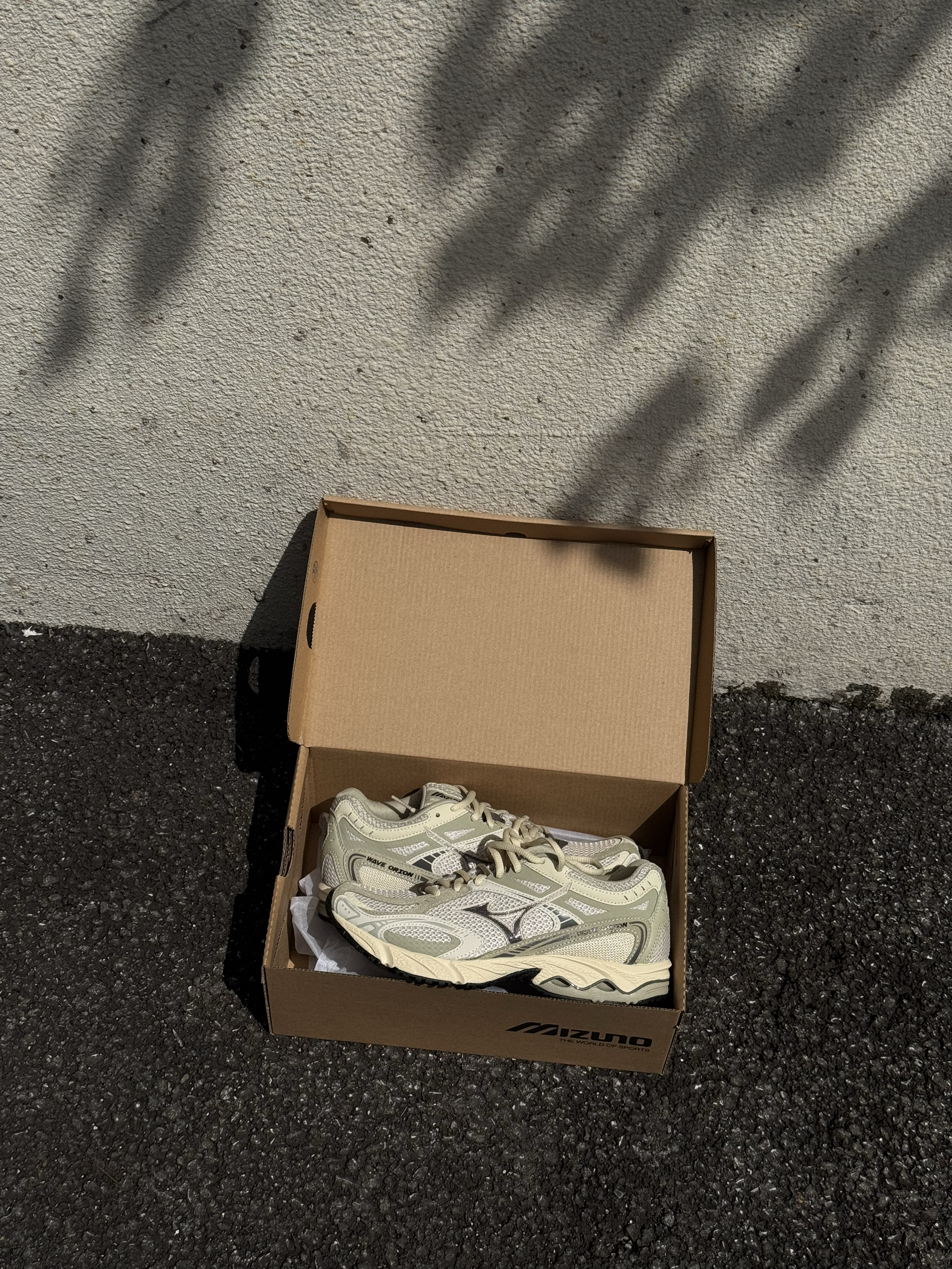 夏天就喜欢这种干干净净的颜色👟