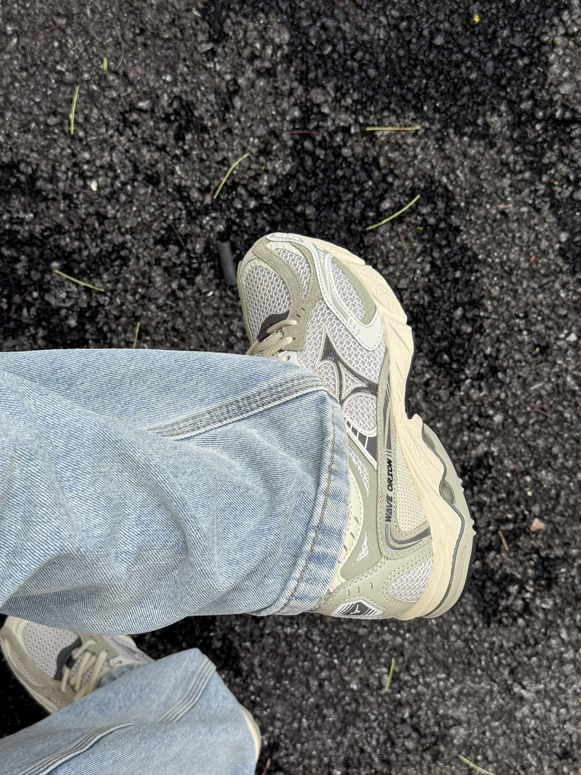 夏天就喜欢这种干干净净的颜色👟