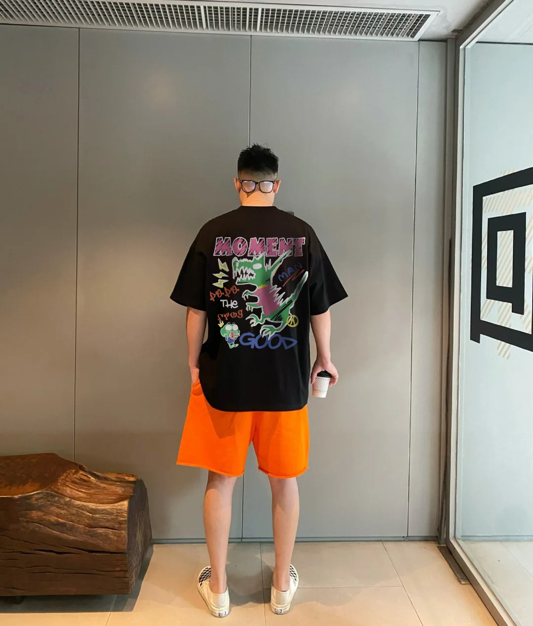 🦖 趣味恐龙！悲伤蛙印花黑 T✨