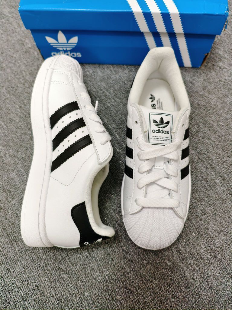 万能百搭小白鞋👟有这双就够啦😁