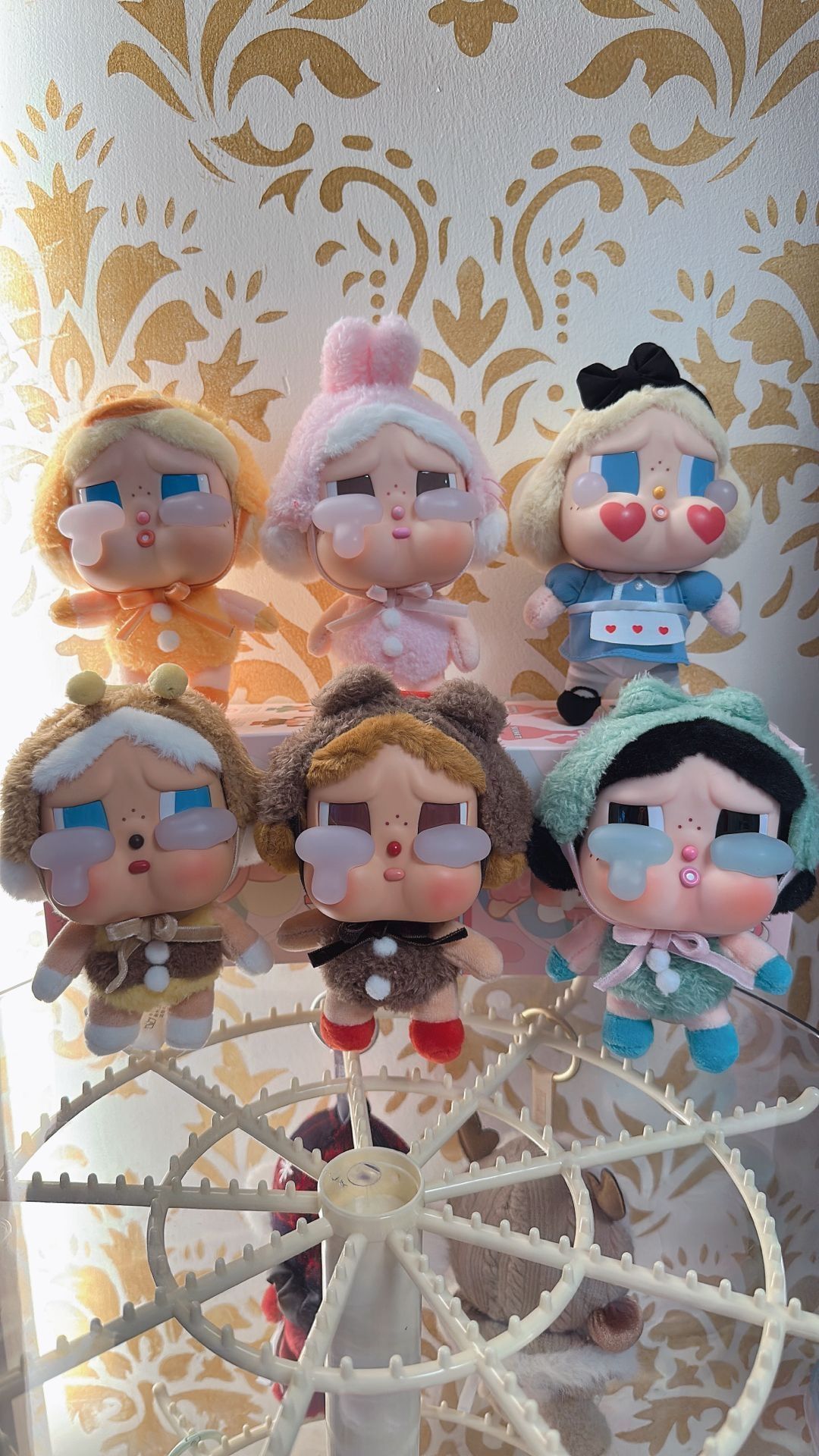 泡泡玛特X CRYBABY眼泪工厂糖胶挂