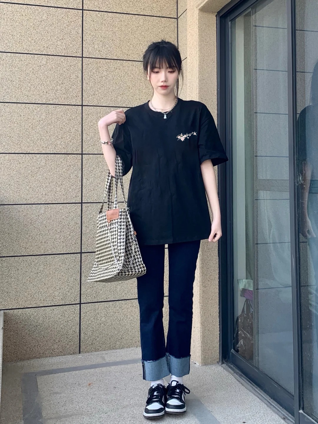 🖤 极简小标 T！韩系松弛感穿搭 yyds