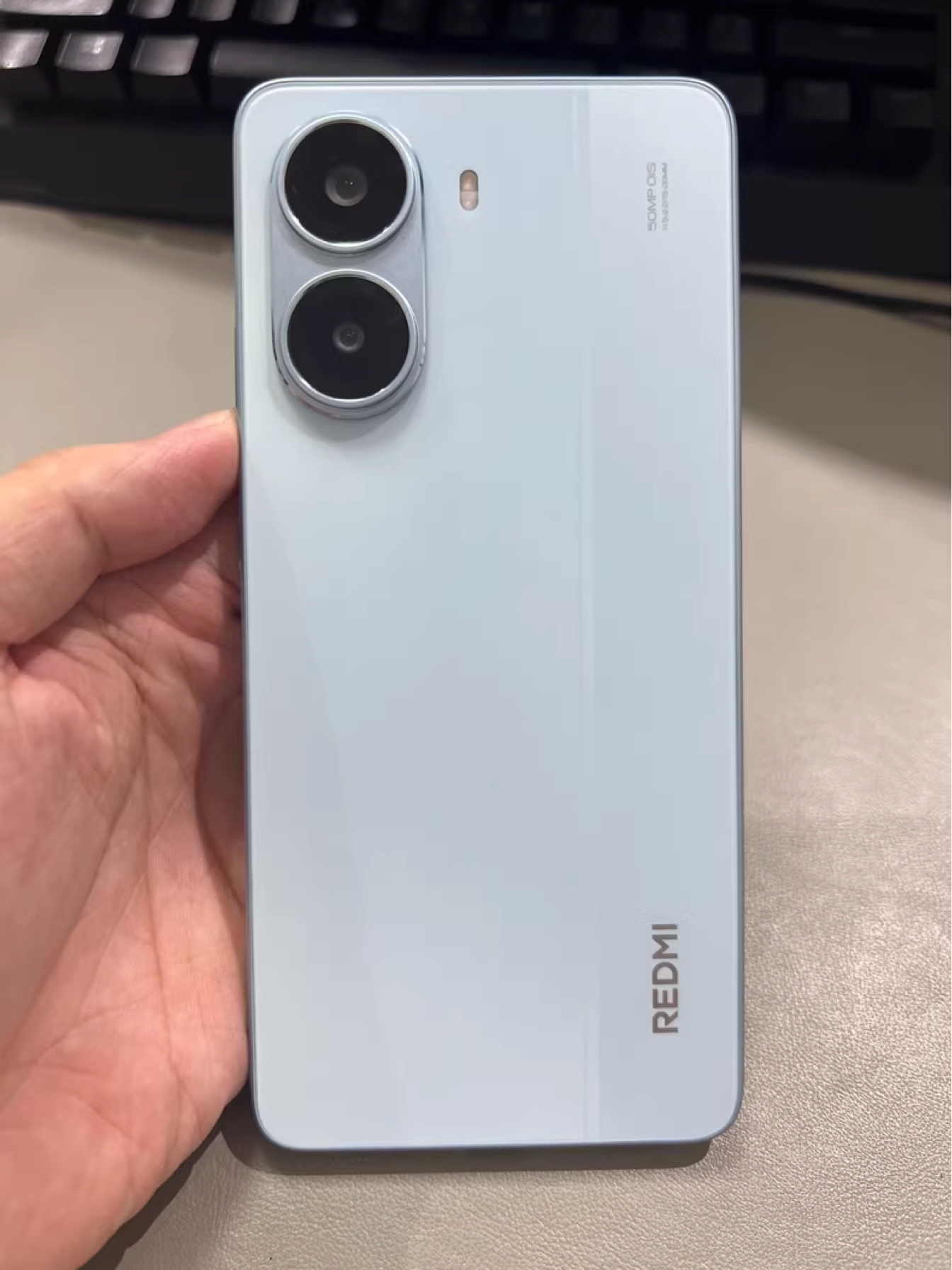 红米开启“降价模式”，红米Turbo 4跌至1458元