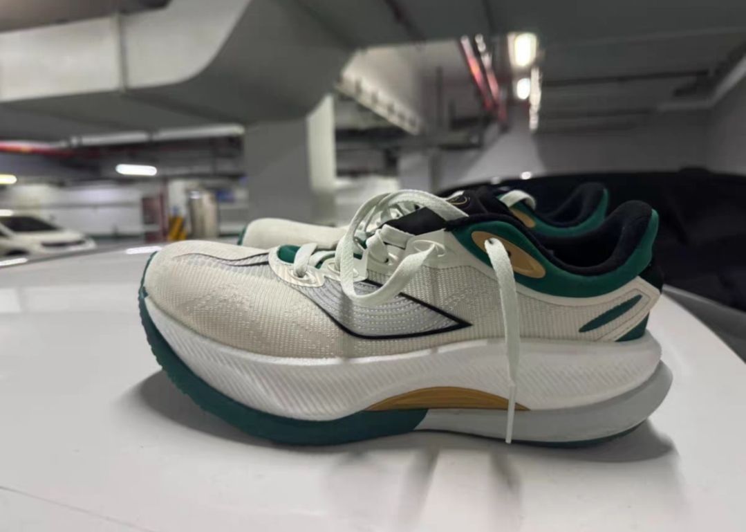 一双绝对不会让你买了就吃亏的跑鞋👟！