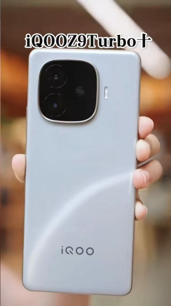 1444元拥有144Hz高刷屏+6400mAh大电池