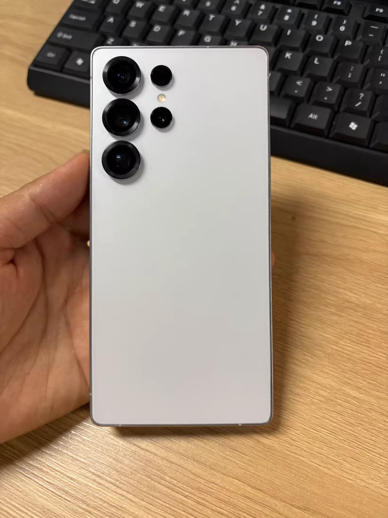 比首发省一部耳机！三星S25 Ultra这些细节让我路转粉！