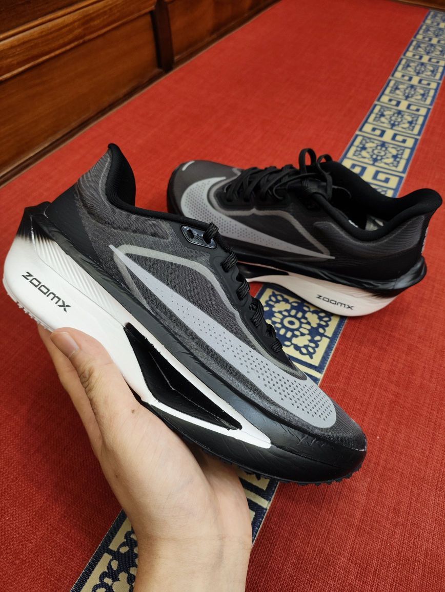 显高又提速！Nike Zoom Fly 6 真有这么神？
