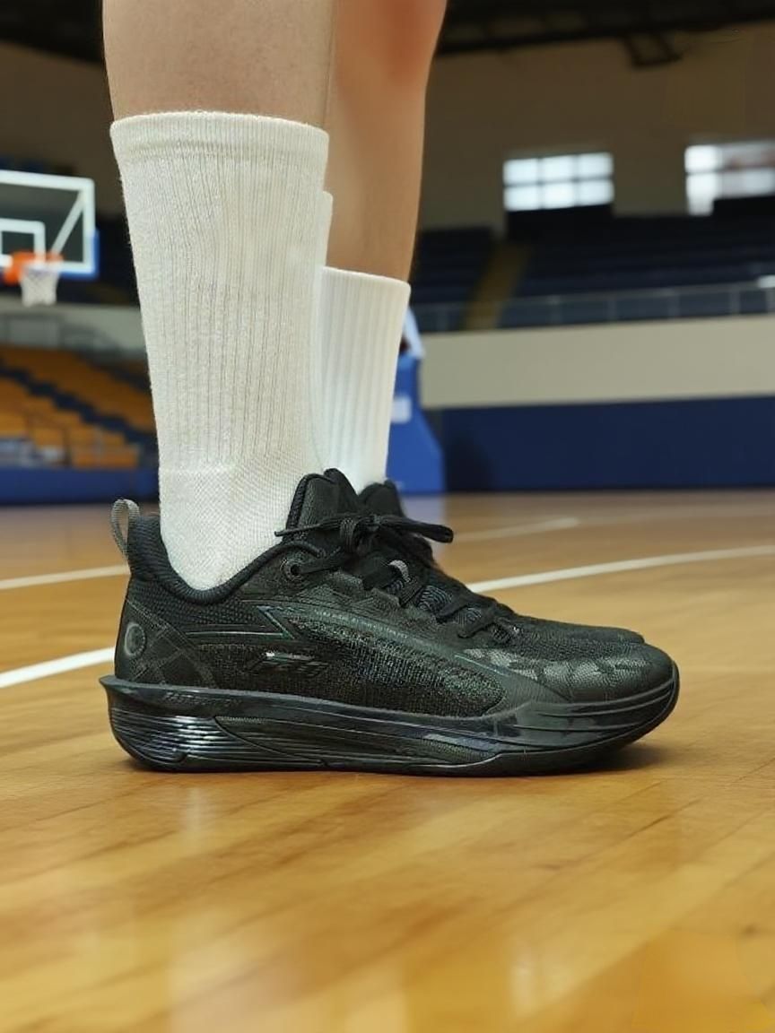 🔥暗黑灵蛇出鞘｜乔丹FE3.0“黑武士”实战日记：把低调穿成武器‼️